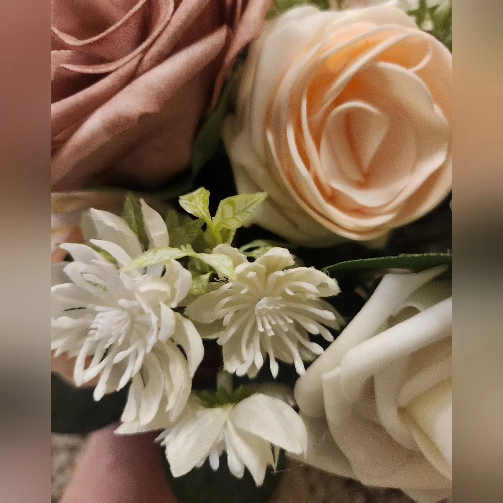 Ling’s Moments Bridal Bouquet in Dusty Rose & Cream Wedding, Like New Plus Extra